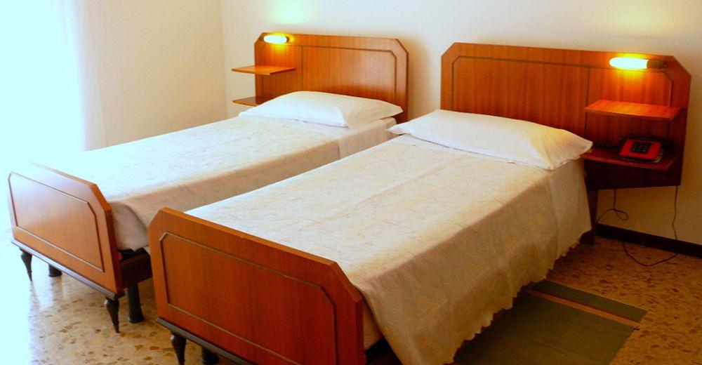 Albergo Ariston Tabiano Terme Kültér fotó
