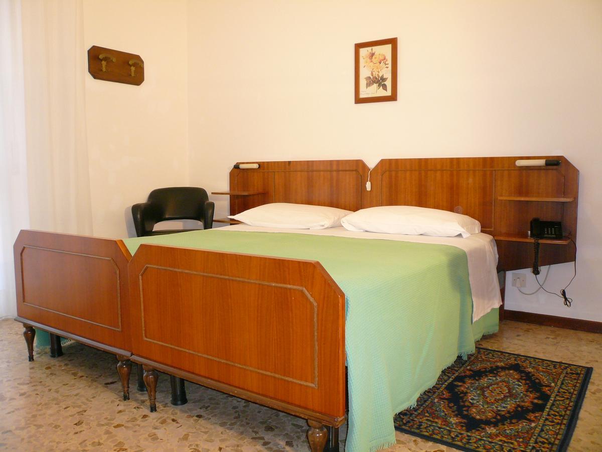Albergo Ariston Tabiano Terme Kültér fotó