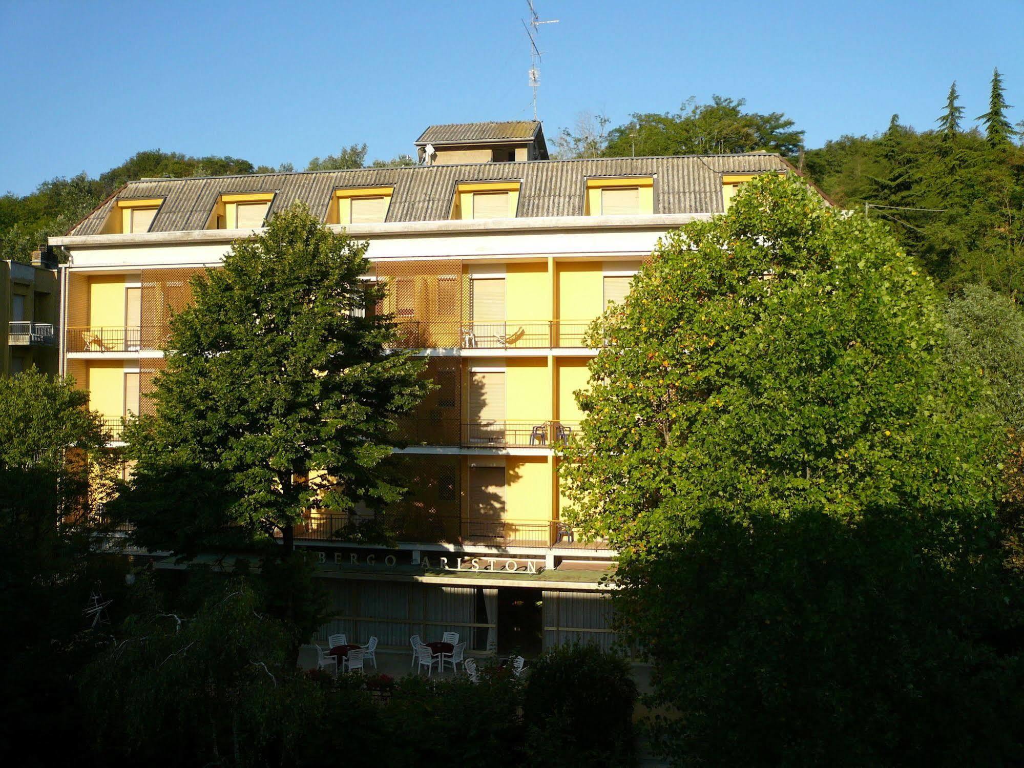 Albergo Ariston Tabiano Terme Kültér fotó