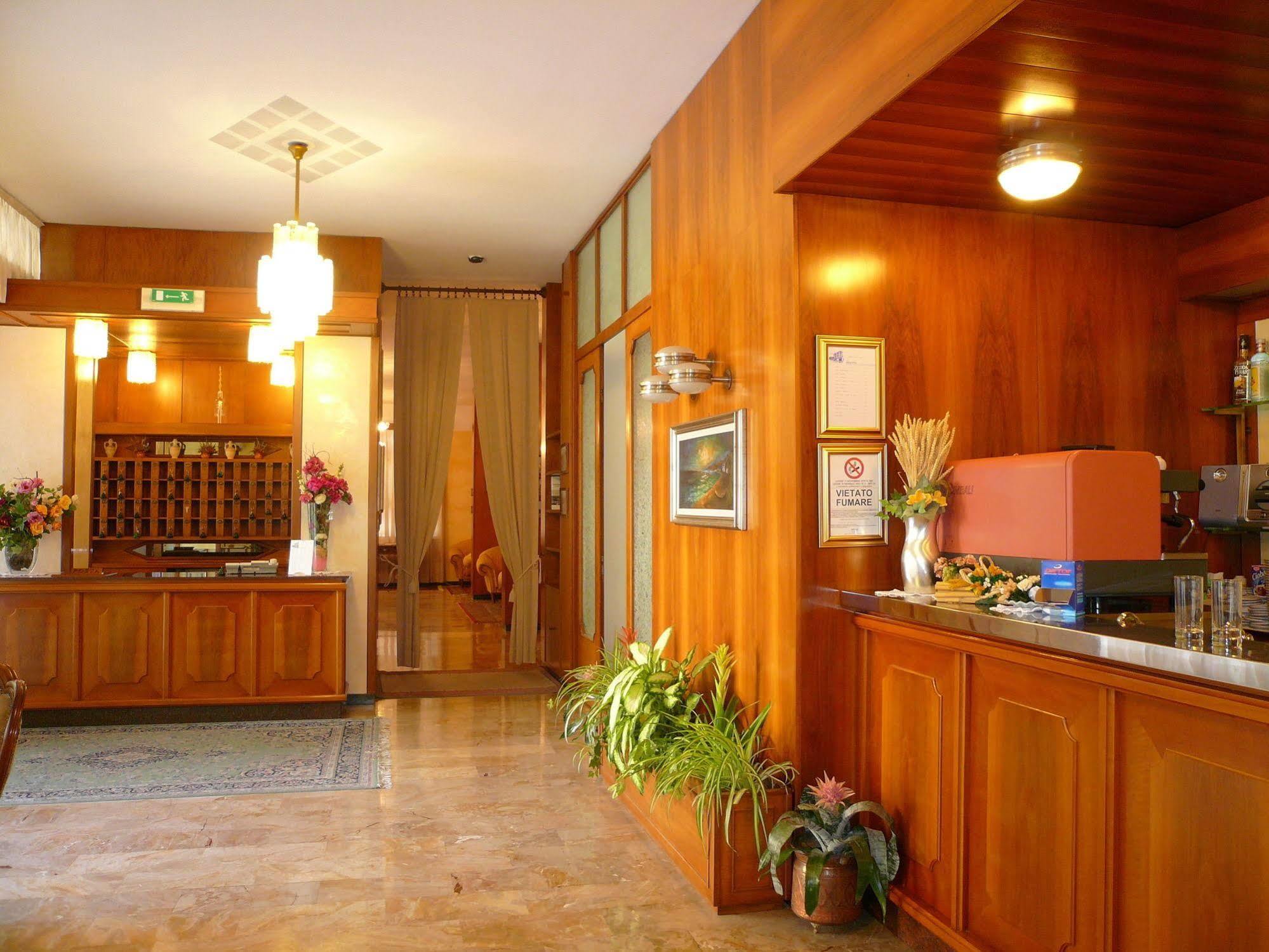 Albergo Ariston Tabiano Terme Kültér fotó